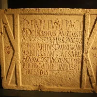 Google DeepMind发布可理解古代语言的全新AI模型“Aeneas”