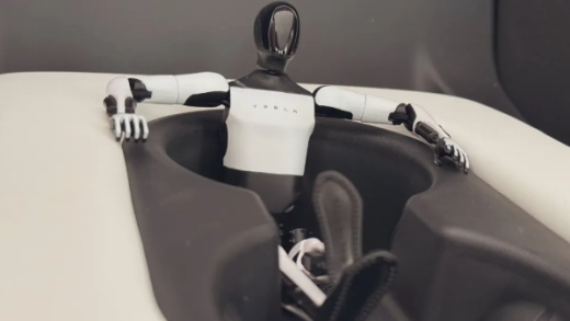 马斯克：特斯拉Optimus机器人将采用消费者从未见过的设计