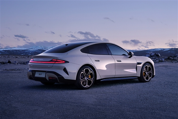 小米汽车销量最快在2026年超越特斯拉！