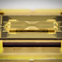 亚马逊向IonQ投资3670万美元 押注量子计算