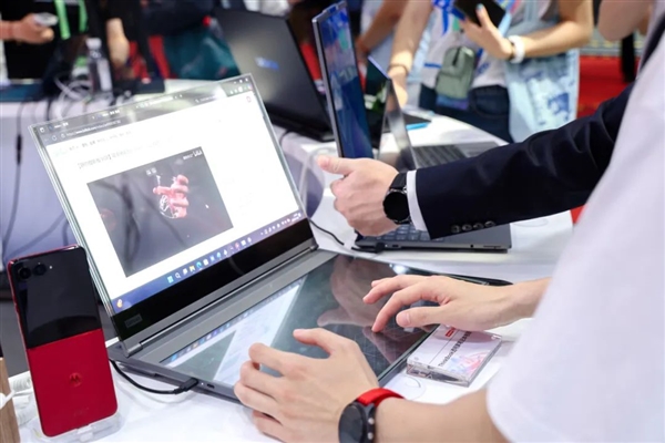 历史最高成绩！联想集团第一财季营收1362亿：Windows AI PC全球市占率第一