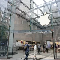 苹果大量新品曝光：Siri让机器人“更像人”