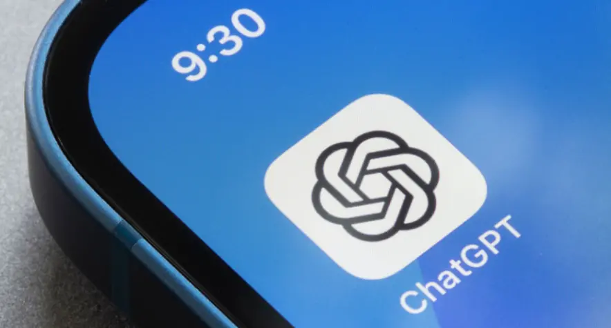 苹果AI秘密武器曝光 代号“AKI”团队浮出水面 乔布斯遗愿Siri终要翻身？