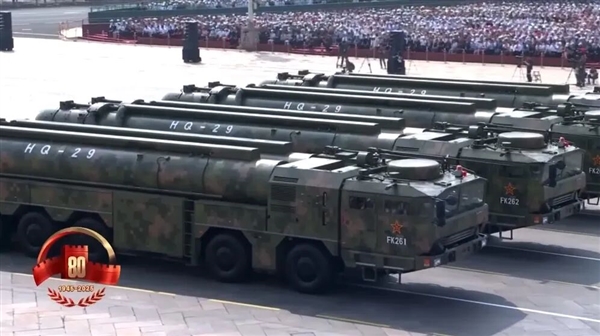 看完今天的大阅兵 我的想象力有点跟不上了