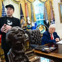 特朗普称赞马斯克：80%是超级天才 仍需解决一些问题