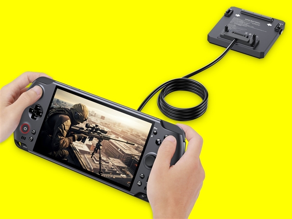 疯了！GPD Win5掌机有望配备128GB内存、4TB SSD