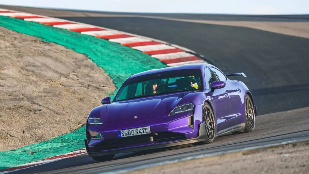 再见!保时捷燃油718正式停售,纯电版马上就到