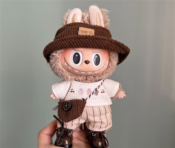 囤LABUBU的黄牛哭了：根本没人接盘