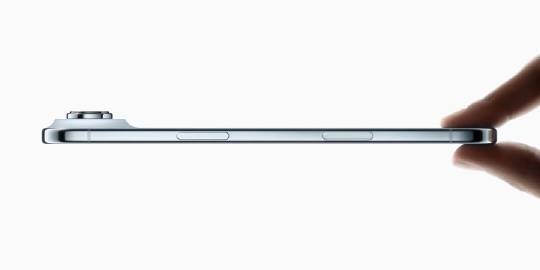 纤薄机身让行业惊叹！苹果CEO谈iPhone Air设计理念：看到它 折叠屏还远吗