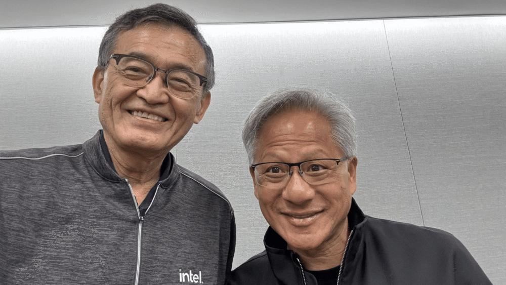 黄仁勋掏出50亿，不是为了救英特尔，而是为了250亿美元的新市场