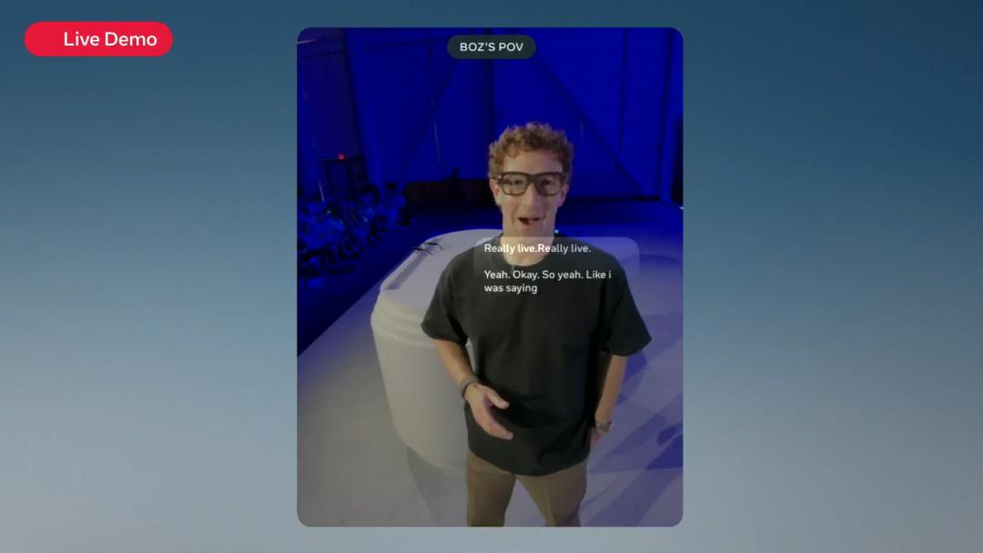 带屏 AI 眼镜登场，Meta「眼镜全家桶」炸街了