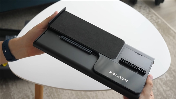 同样带宽 雷电5外置显卡居然完败于OCuLink！