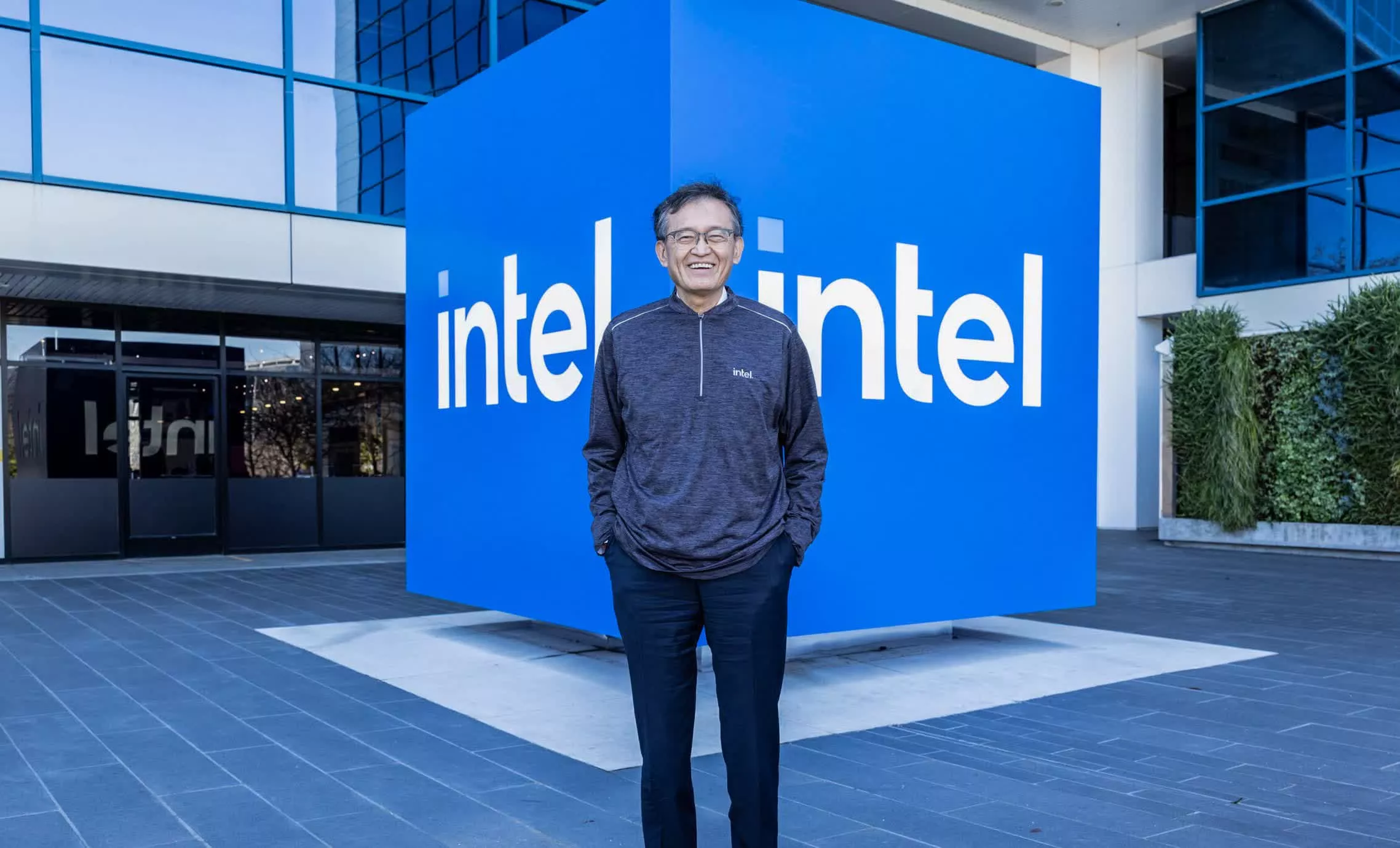 科技巨头联手成功说服特朗普保留英特尔CEO陈立武职位