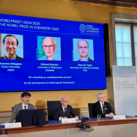 2025年诺贝尔化学奖揭晓：11位华人曾获诺贝尔奖 上一位是10年前的屠呦呦