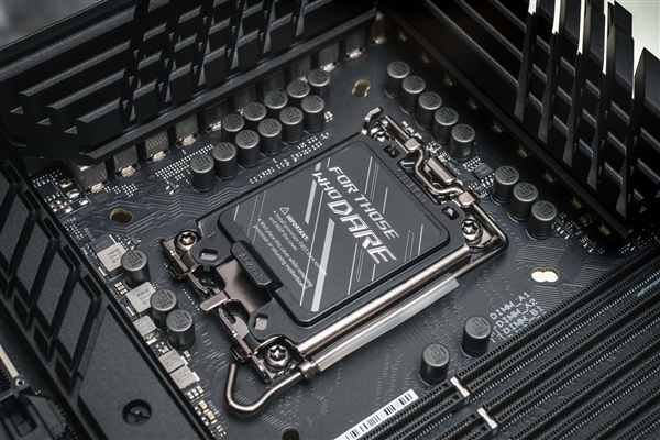 不是Intel也非AMD Linux中发现未知x86处理器：来源很神秘