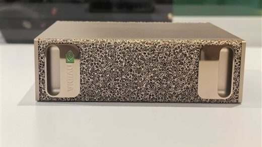 NVIDIA三万块的AI迷你超算实测：功耗、性能双双腰斩不到宣称一半！