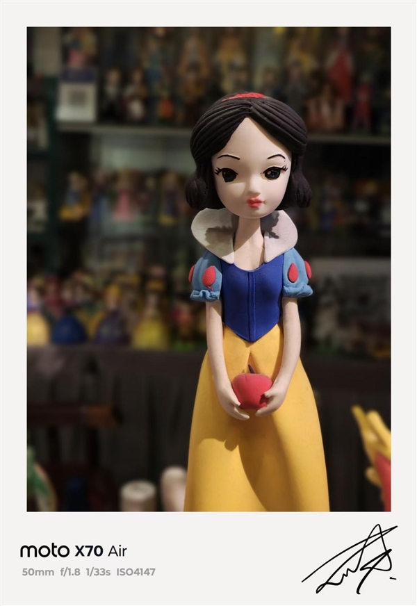 联想moto X70 Air上手：超薄机身+AI 轻薄手机标杆