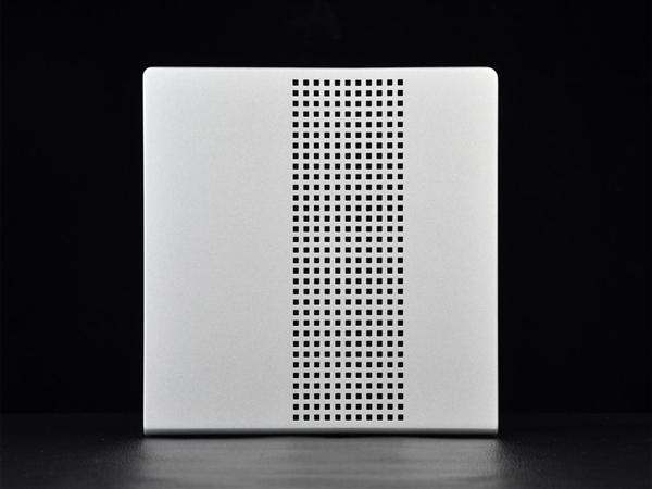 字典大小的迷你主机性能却超越台式机！锐龙AI Max+ 395确实猛