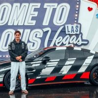 AMG首款纯电GT曝光！F1车手乔治·拉塞尔试驾直呼“疯狂”