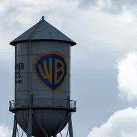 华纳兄弟将拒绝派拉蒙1084亿美元恶意收购 选择Netflix