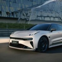 77万的极氪王开卖 CEO自信放言：友商门五年内造不出来！