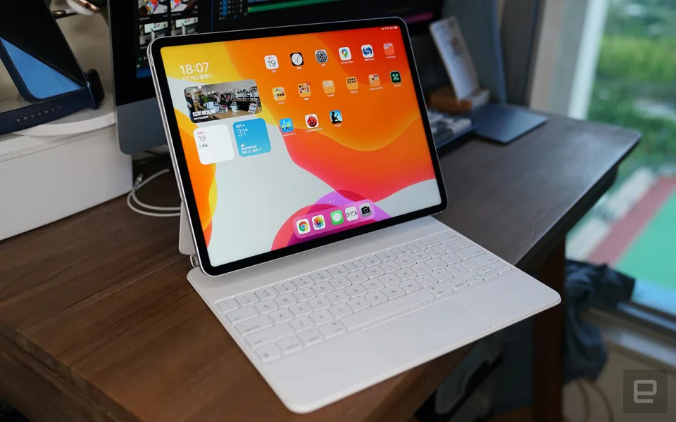 摺疊 iPad 據傳已進入「集中開發」階段，最快 2024 年末亮相