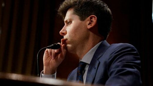 OpenAI董事会正在与萨姆·奥特曼商讨重返首席执行官岗位事宜