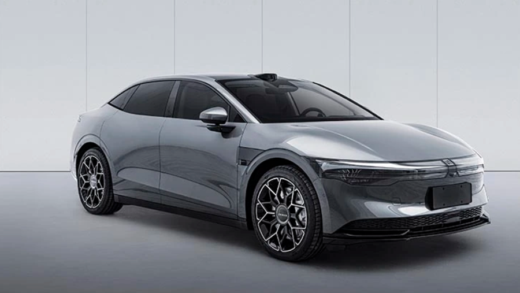 极氪首款纯电轿车 007 开启预售：688/870 公里续航，22.49 万元起