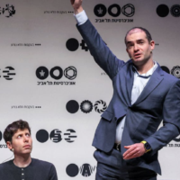 OpenAI 首席科学家处境尴尬，马斯克抛出橄榄枝