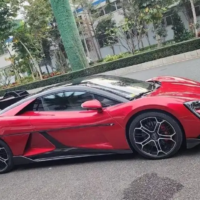 配大尺寸尾翼，比亚迪超跑仰望 U9 无伪装实车曝光