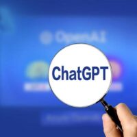 ChatGPT发布一年后 我们再也离不开它了