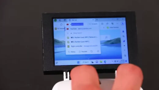 DIYer把可运行Windows 11的电脑塞进带屏幕的鼠标里