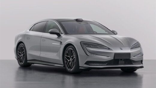 比亚迪首款千匹轿车！仰望U7证件照曝光