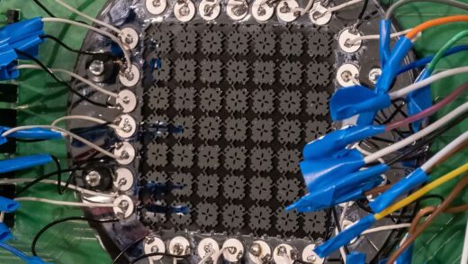 无需电池的传感器能对特定声波做出反应