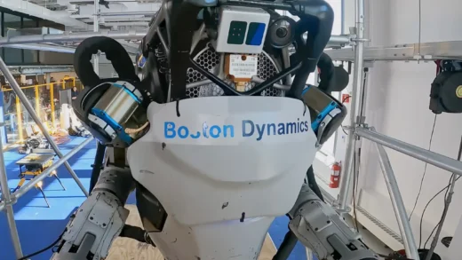 波士顿动力 Atlas 机器人能力升级，可灵活搬运汽车零件