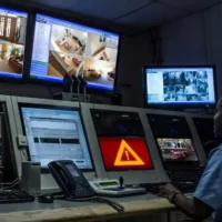 IBM 发布全新 AI SSD：60 秒内检测并清除勒索软件