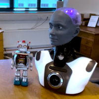 “最像人的机器人”又进化了！会看会分辨、还能学海绵宝宝说话