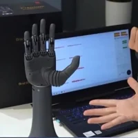 “脑机接口”到底是什么？它将如何改变人类生活？