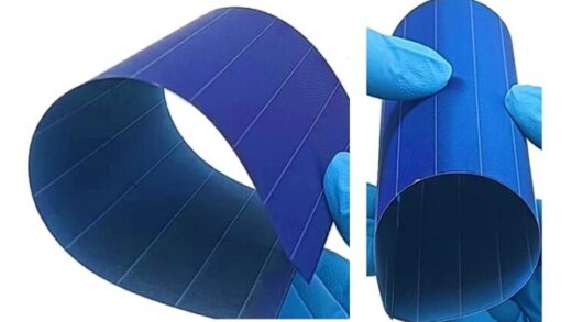 我国研制出比A4纸还薄的晶硅太阳能电池：薄达50微米