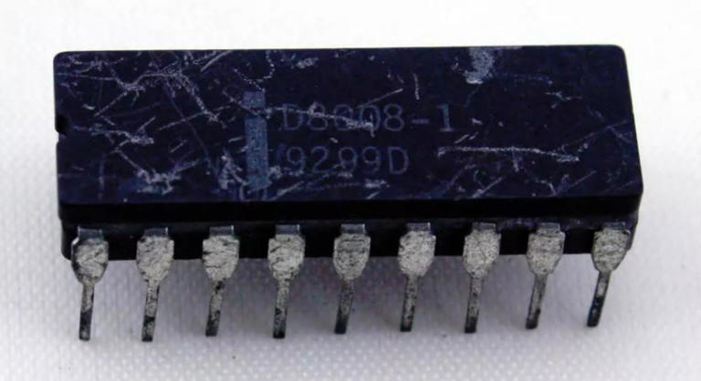 一颗改变了世界的芯片 一颗改变了世界的芯片