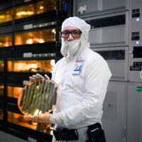 一张图上14种不同制程工艺！Intel怎么赚钱呢