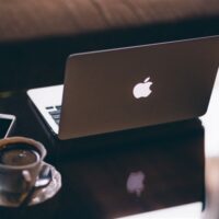 触控屏MacBook已在路上！乔布斯和库克都曾坚决反对