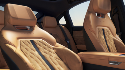 深蓝SL03同平台 后驱长安马自达EZ-6亮相：纯电/增程双动力