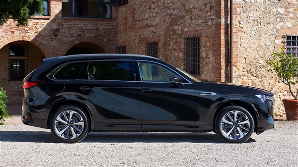 对标宝马X5、奔驰GLE 马自达CX-80官图发布:直六+后驱