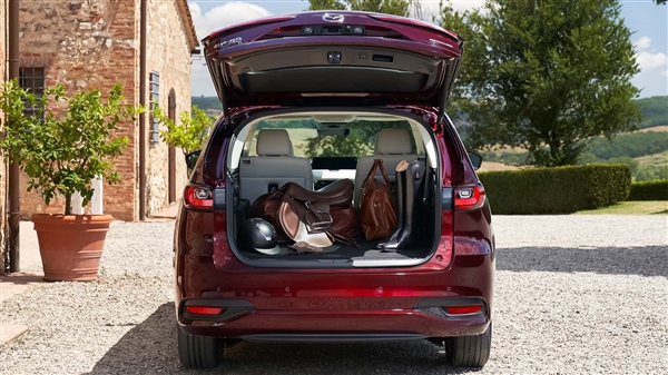 对标宝马X5、奔驰GLE 马自达CX-80官图发布:直六+后驱