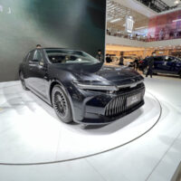 丰田全新皇冠正式上市