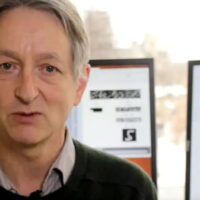 “人工智能教父”Geoffrey Hinton 忧心 AI 取代劳动力，建议英国政府实施全民基本收入制度