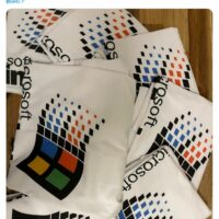 以微软 Win95 为主题创作《No Rules!》歌曲，歌手成功入围 2024 欧洲歌唱大赛