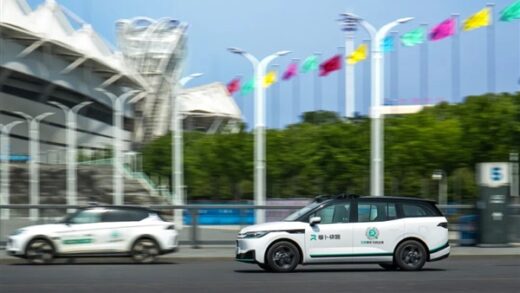 百度发布全球首个L4级自动驾驶大模型：比人开安全10倍以上