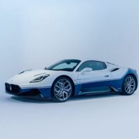 限量 20 辆，玛莎拉蒂庆祝 MC12 诞生 20 周年推出 MC20 Icona / Leggenda 超跑